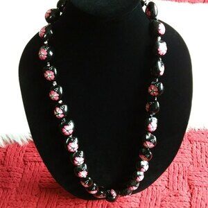 Kukui Nut Lei Hibiscus Pattern Light & Renewal Necklace Pink Black